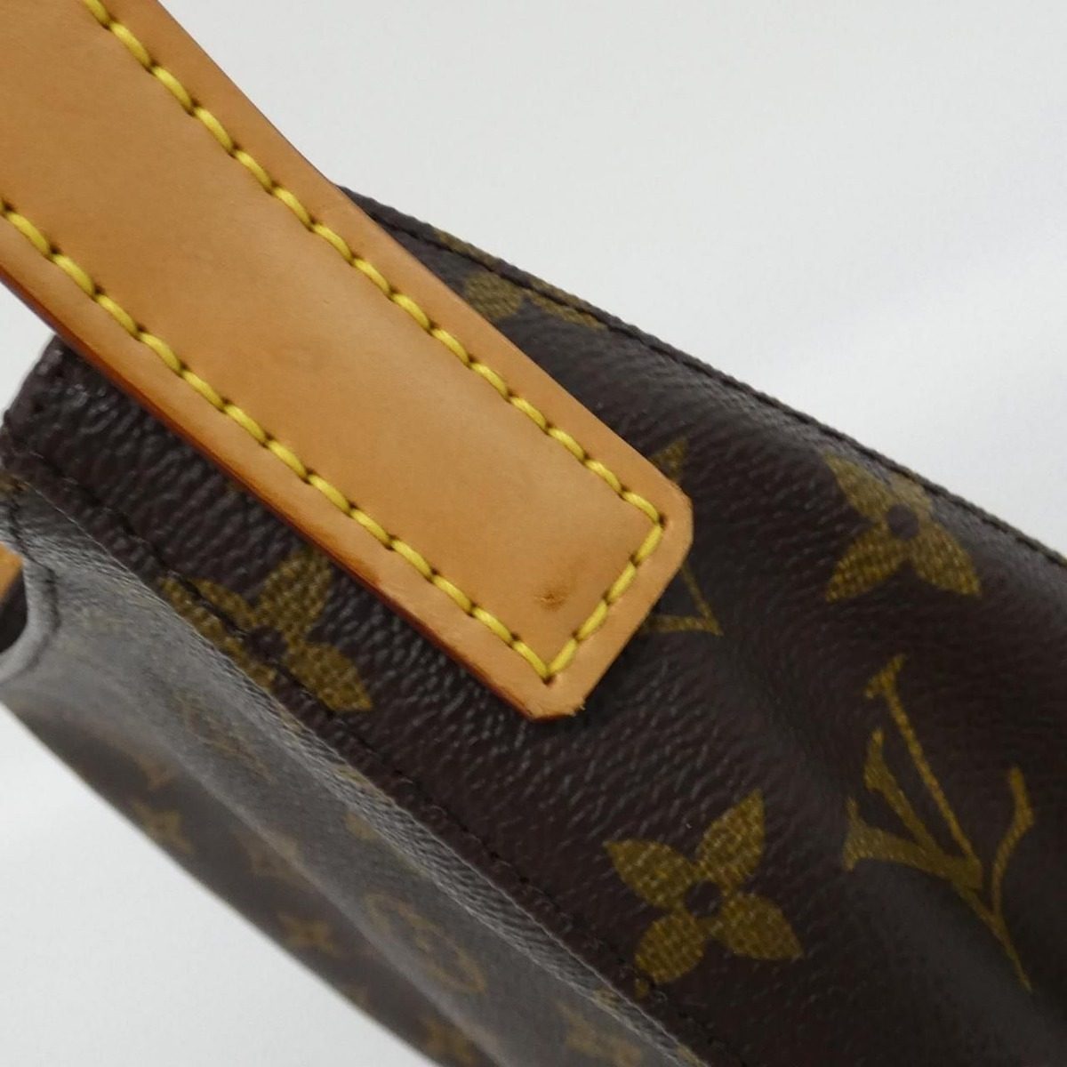 Louis Vuitton Monogram Looping MM Shoulder Bag — view 5