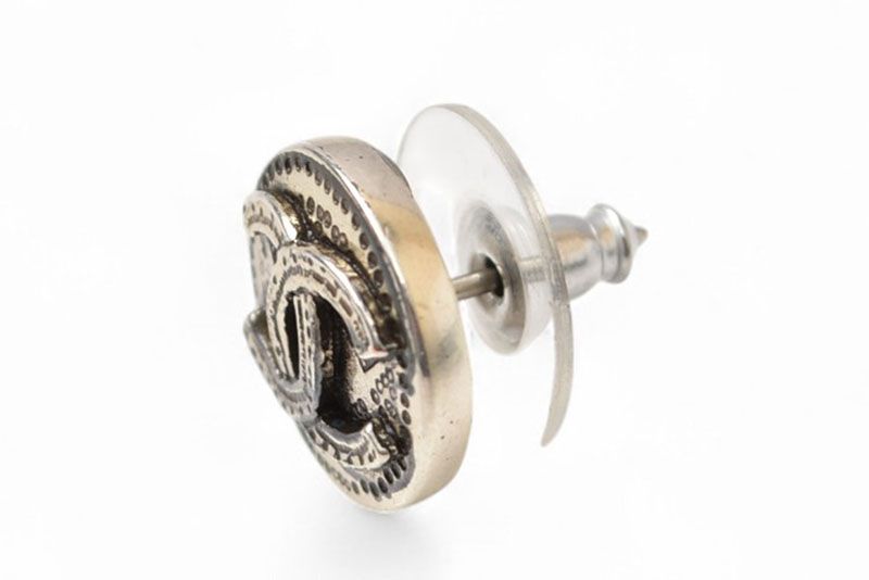 Chanel Earrings Chanel Accessories CC Coco Mark Circle Motif Antique Silver 03