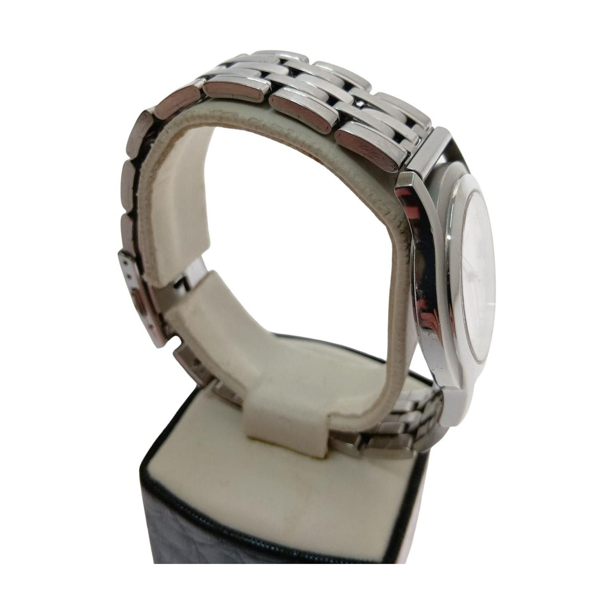 Gucci Watch Round Face Quartz Silver — view 4