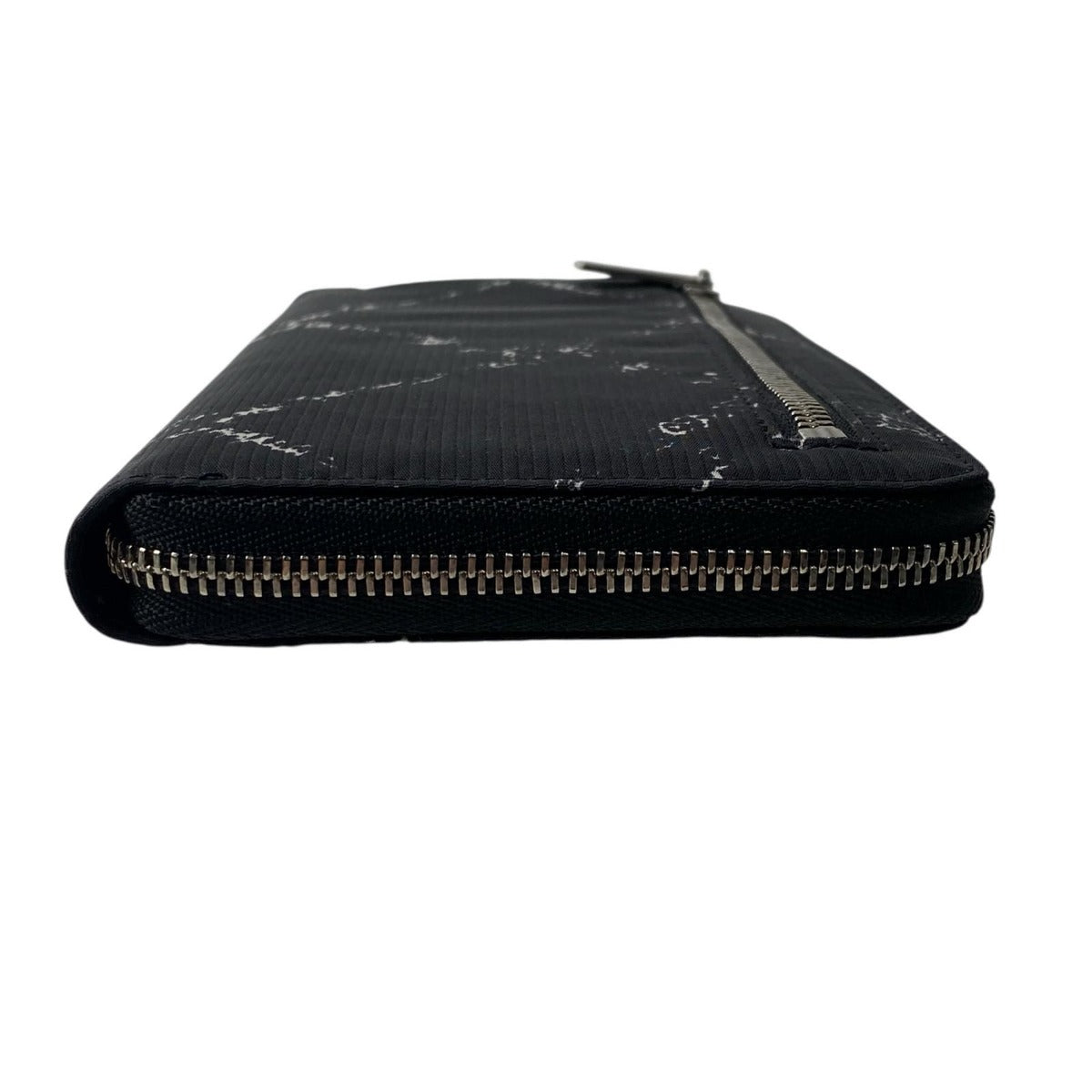 Chanel Travel Line Zip Around Wallet No 5 — view 4