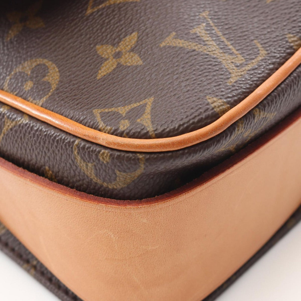 Louis Vuitton Shoulder Bag Cult Ciel GM Canvas Leather — view 8