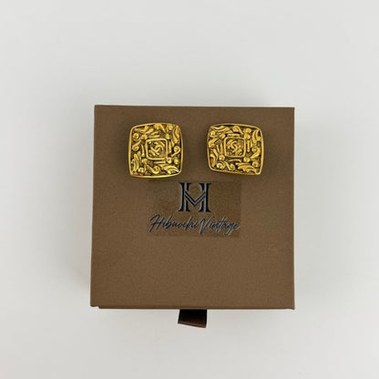Chanel CC Logo Earrings Gold Vintage
