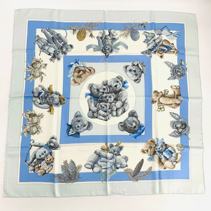 Hermes Carre 90 Confidents DES Coeurs Teddy Bear Heart Friend Silk Scarf