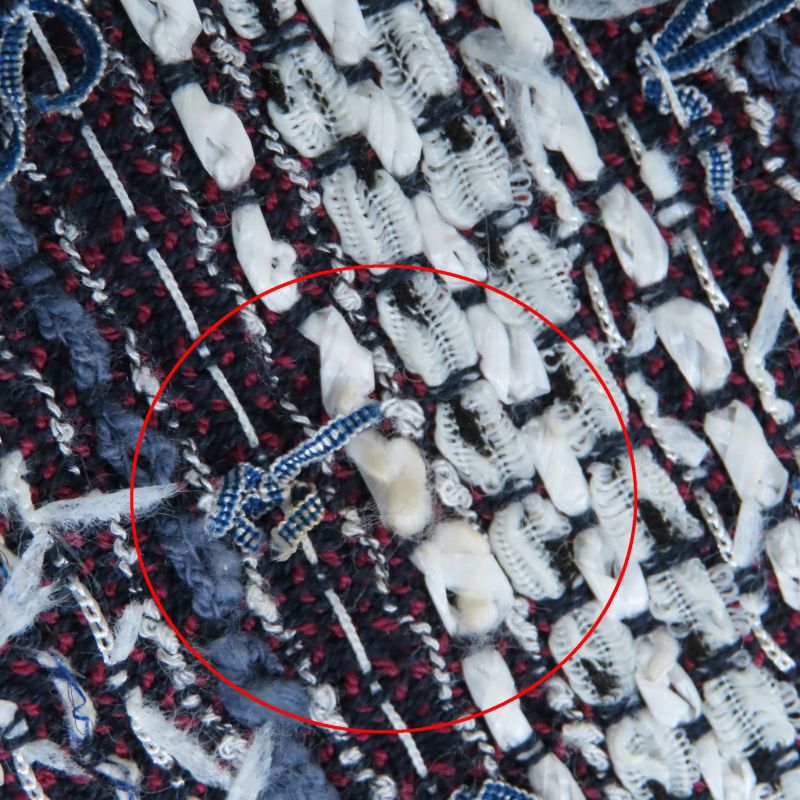 CHANEL P45580v33648 Cotton Lined 100% Silk Tweed Collarless Jacket With Coco