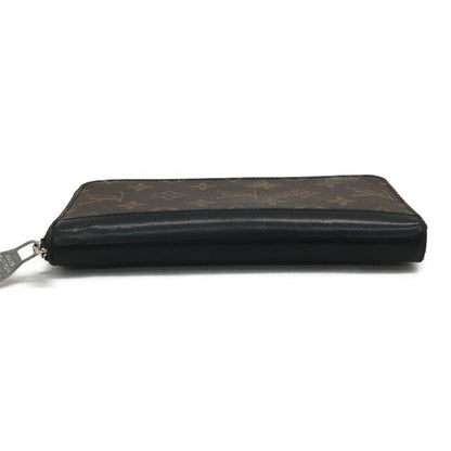Louis Vuitton Round Zipper Monogram Macassar Vertical