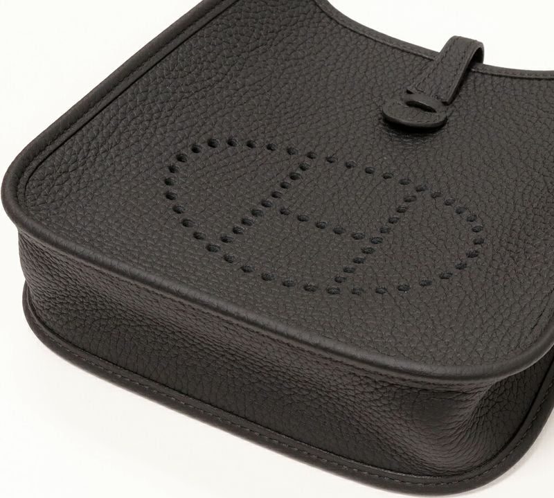 Hermes Shoulder Bag Evelyn TPM Mini 16cm (630in) Taurillon Cles Mance Black