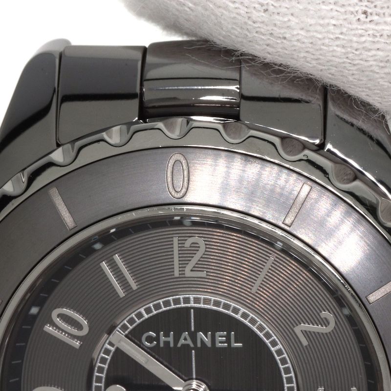 Chanel H2978 J12 33mm (130in) Chromatic Watch Titanium/ceramic Ladies