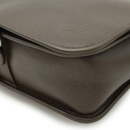 Louis Vuitton Taiga Andrei Shoulder Bag Messenger Bag Crossbody Leather Grizzly