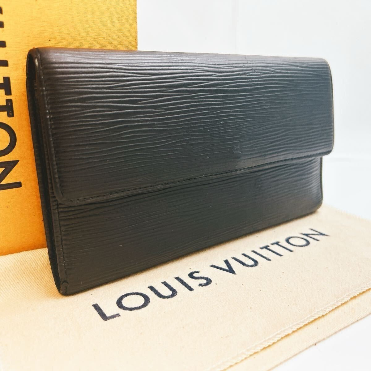 Louis Vuitton Porte Tresor International Trifold Epi Leather Wallet