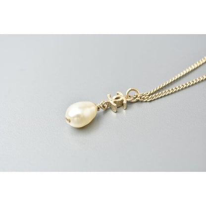 Chanel Coco Mark Pearl Motif — view 5