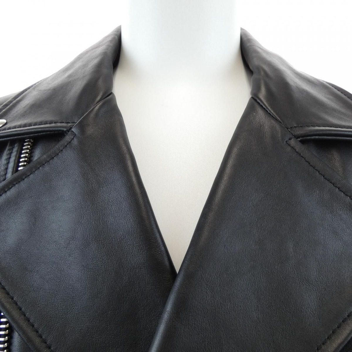 Moncler Pavot Down Jacket — view 6