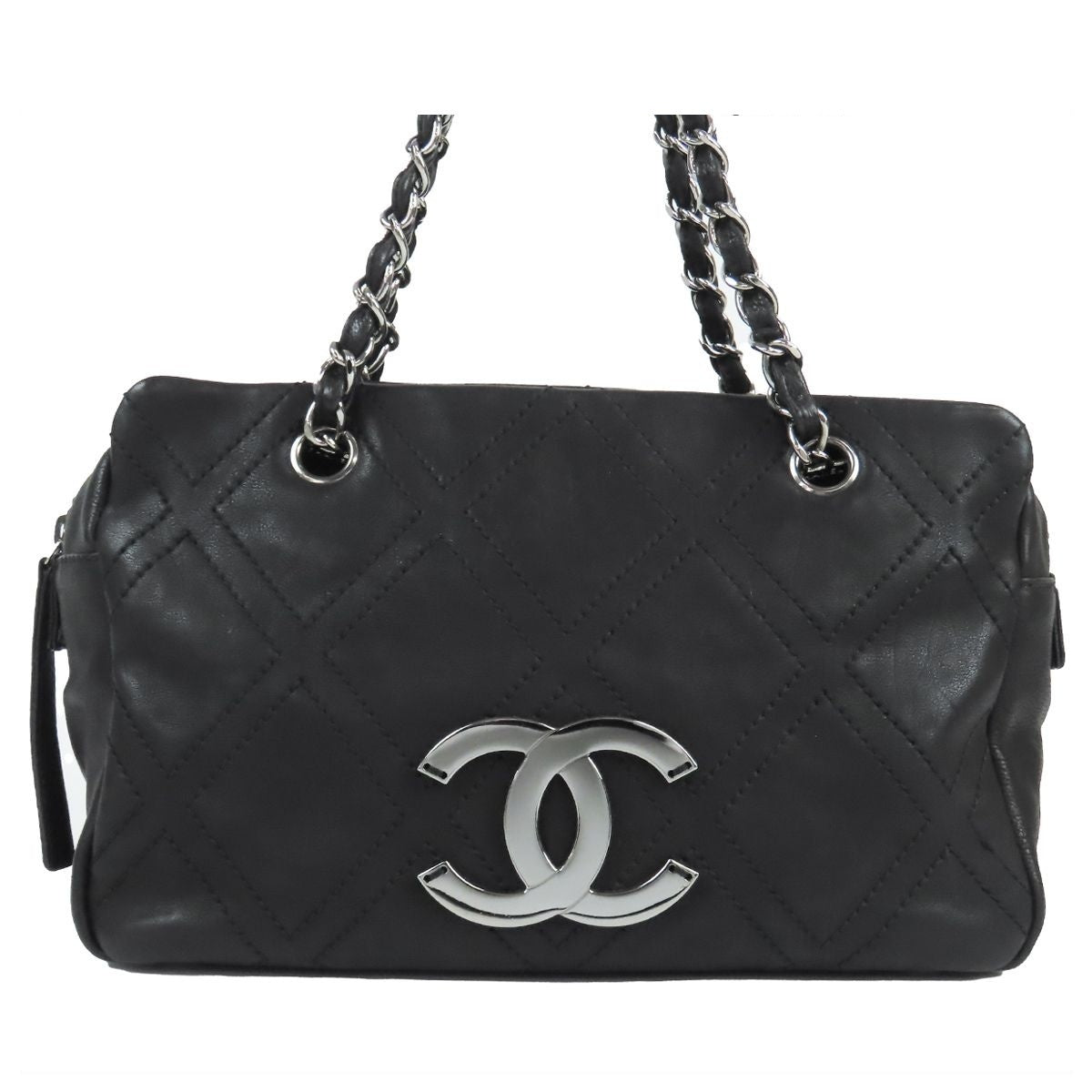 Chanel Diamond Stitch Chain Black Silver Leather CC Logo Shoulder Bag
