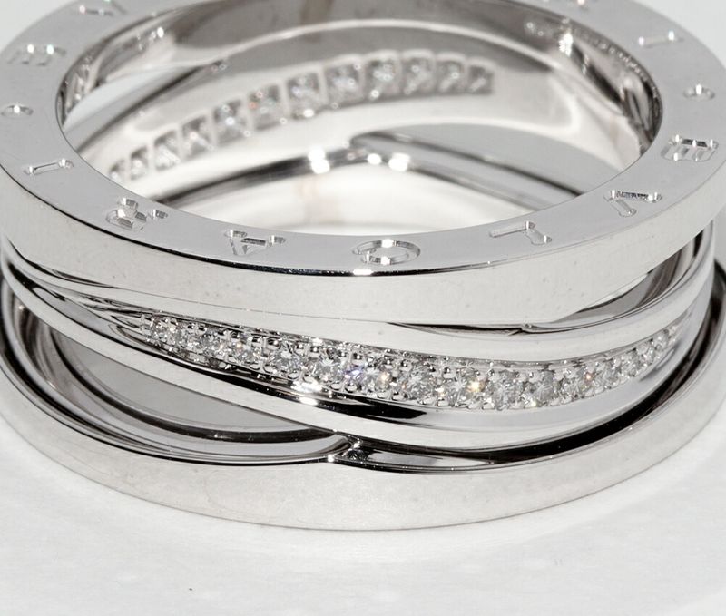 Bulgari Ring 18K White Gold Diamond Bzero1 Legend Ring