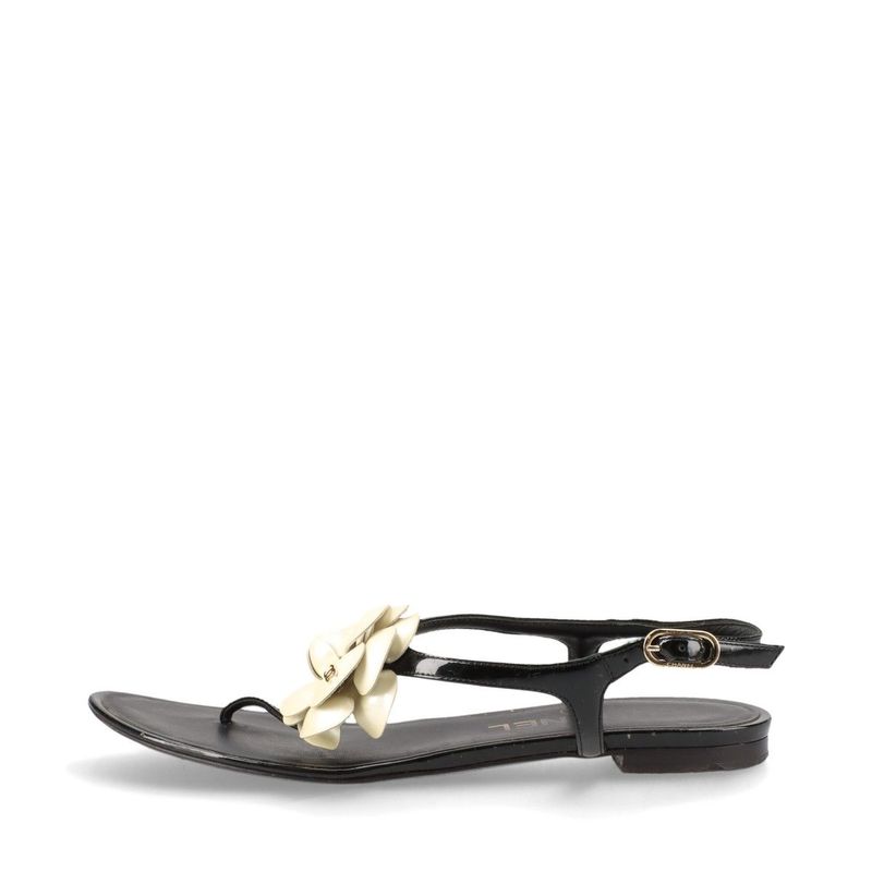 Chanel Coco Mark Camellia Patent Leather Sandals Women's 35C Black And Ivory