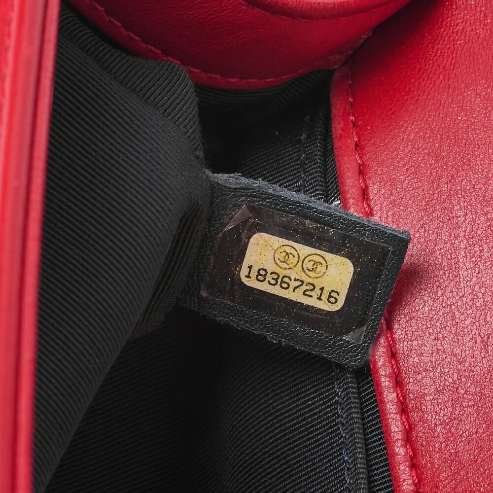 Chanel Boy Chanel Matelasse Chain Shoulder Cotton And Peroa Red And Multicolor