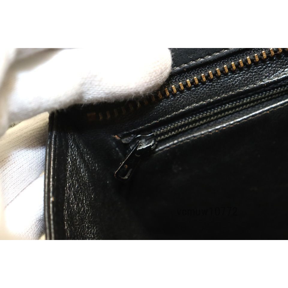 Chanel Stitch Leather Shoulder Bag — view 8