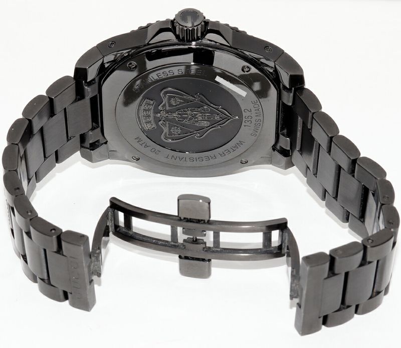 Gucci Dive Ya136213 1362 Men's