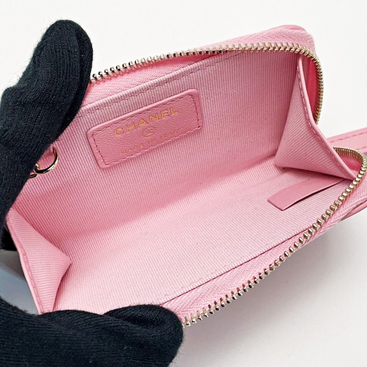 Chanel Matelasse Ap0221 Baby Pink Coin Case Lambskin Ladies Gold Hardware