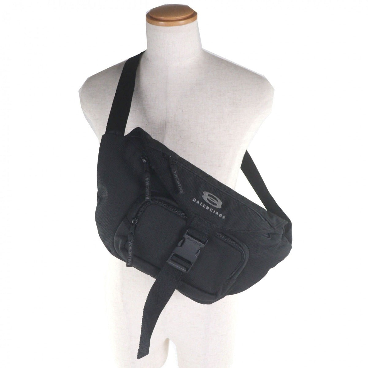 Balenciaga Unity Beltpack L Large Belt Pack Nylon Bag Black — view 3