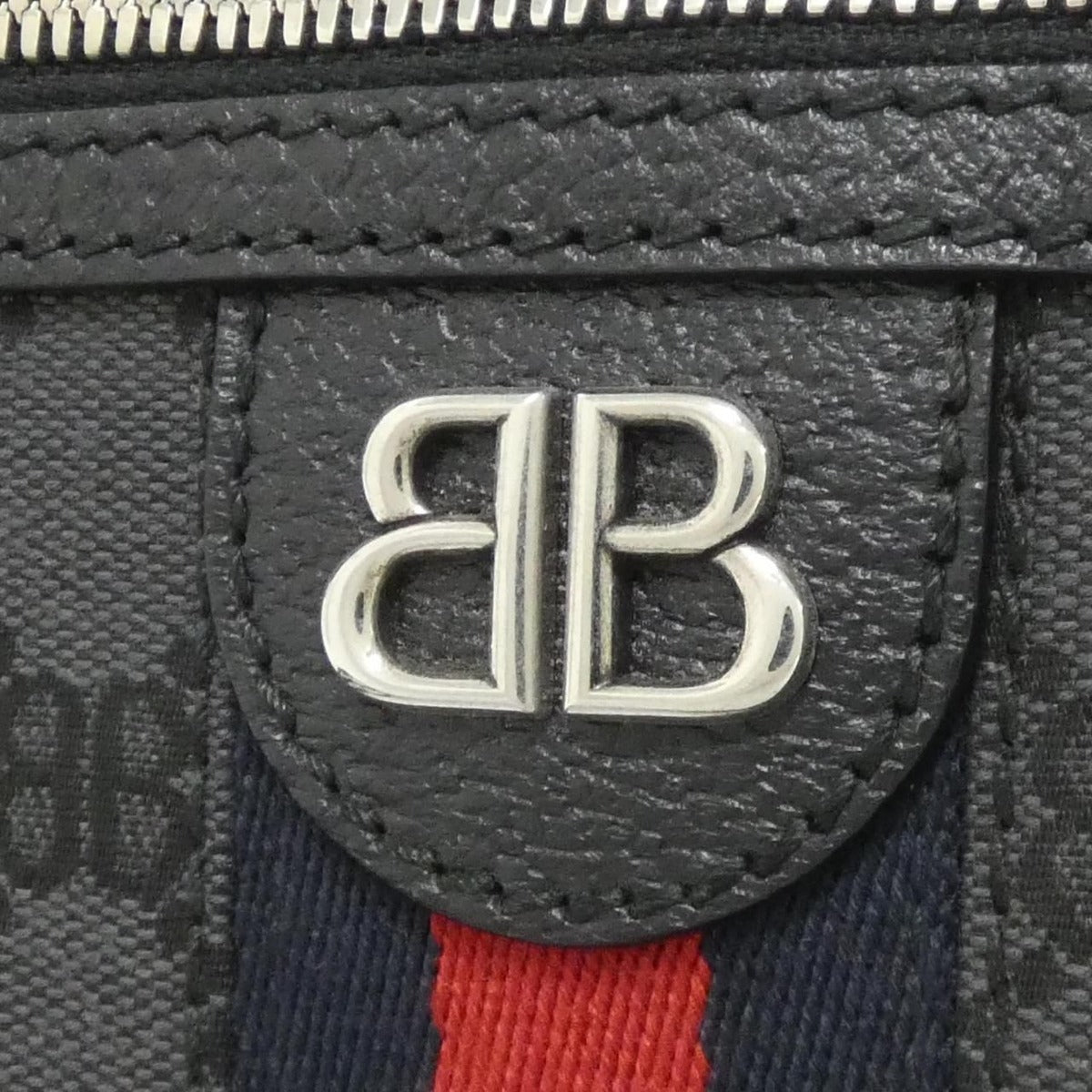 Balenciaga Hacker Shoulder Zip Bag — view 4