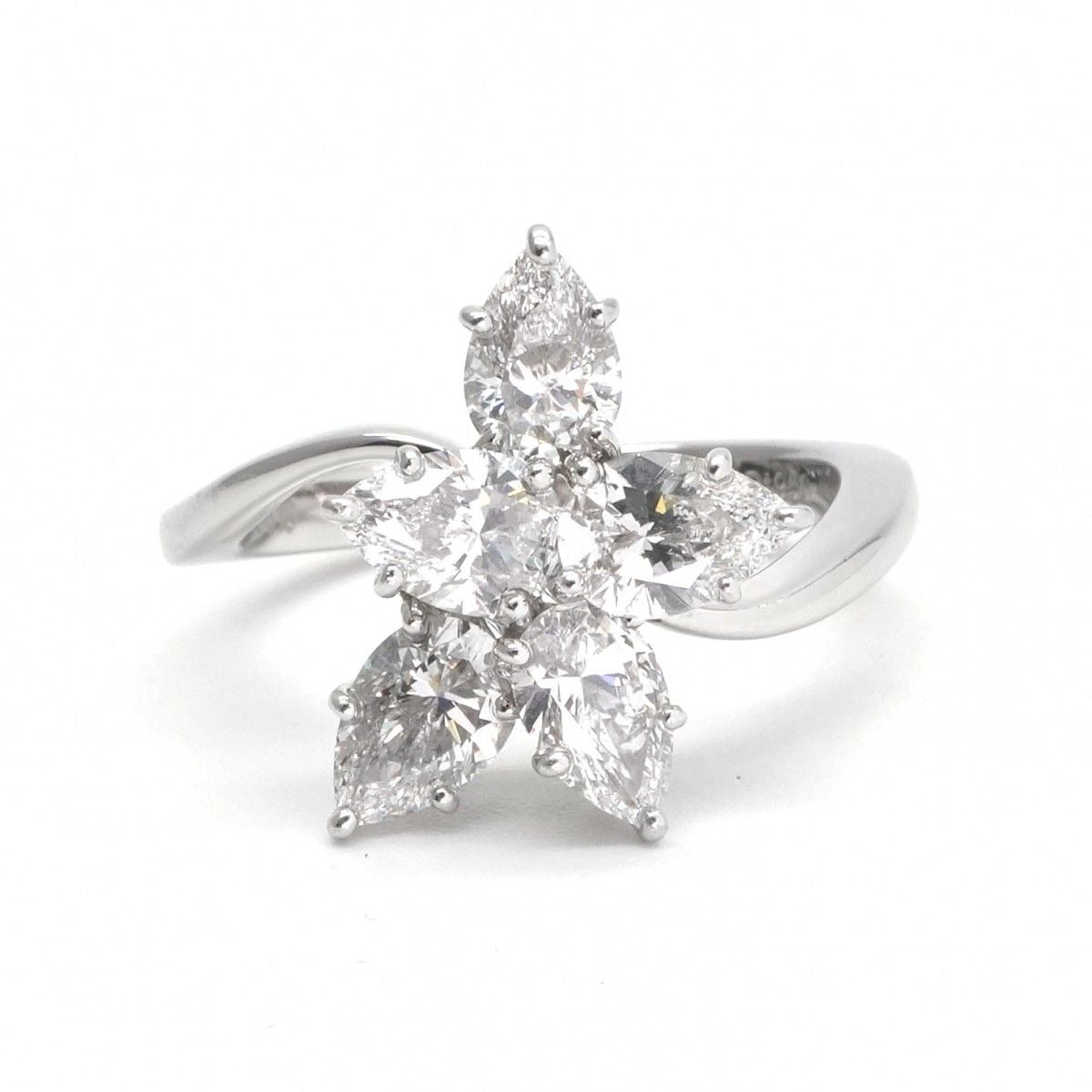 Harry Winston Cluster Star Ring