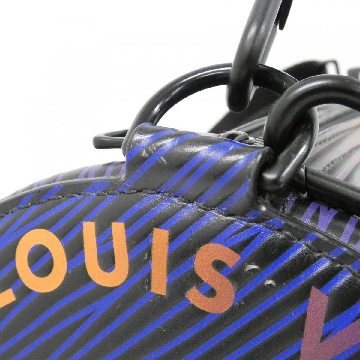 Louis Vuitton Epi XL Soft Porochon Shoulder Bag — view 4