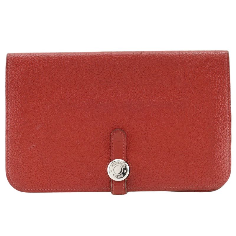 Hermes Dogon GM Taurillon Clemence Red □R Ladies Long Wallet