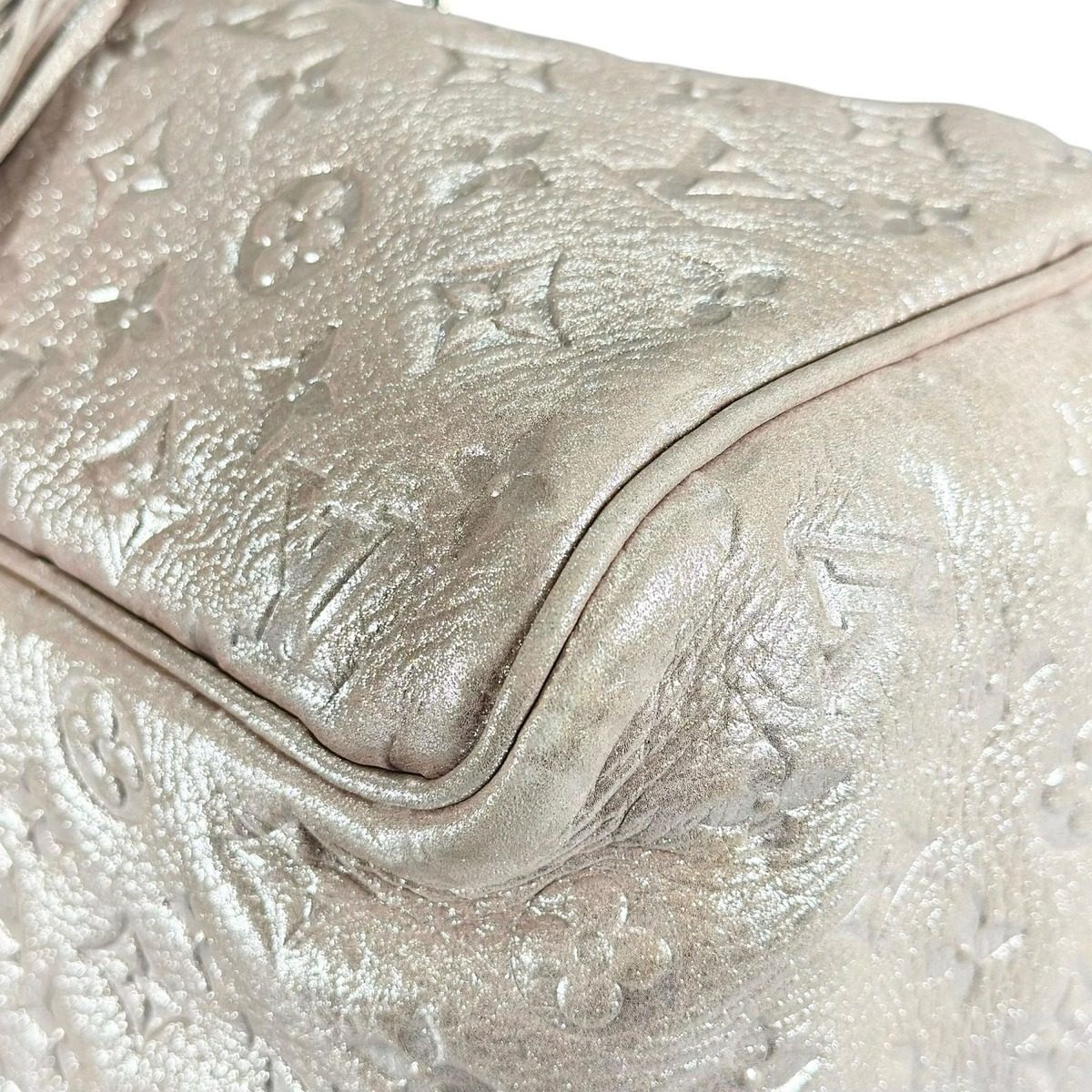 Louis Vuitton Shimmer Handbag Light Pink — view 8