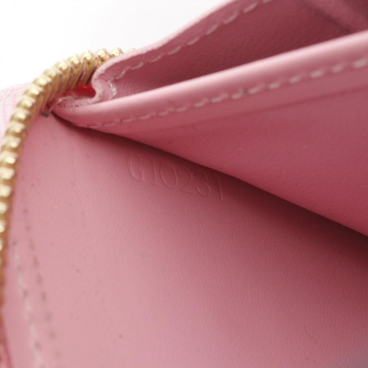 Louis Vuitton Round Wallet Zippy Pink Patent Leather — view 5