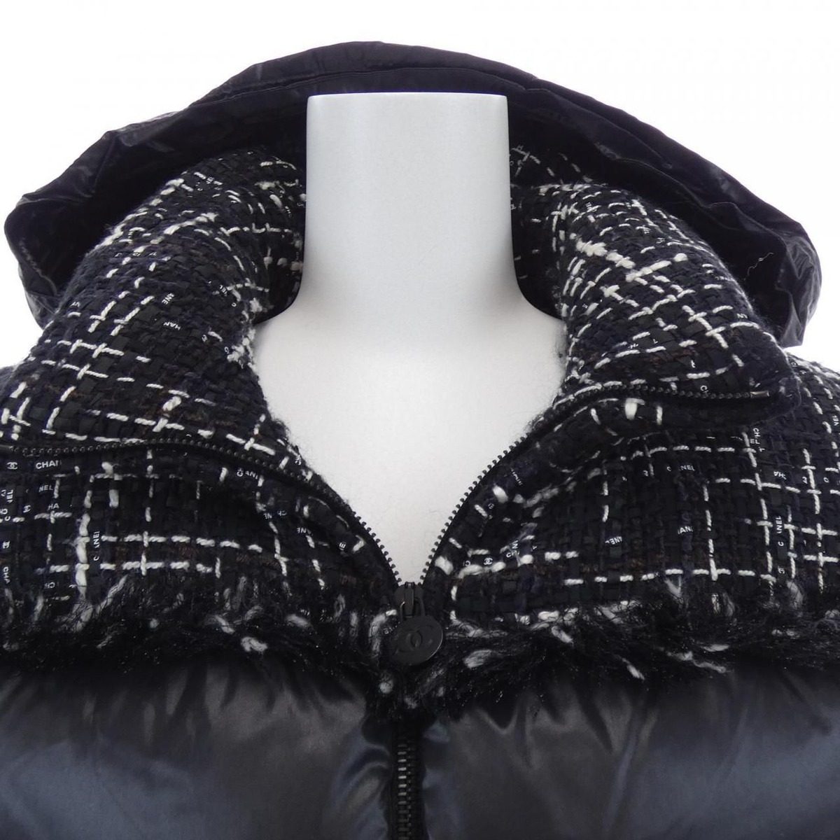 Chanel Down Vest Black — view 6