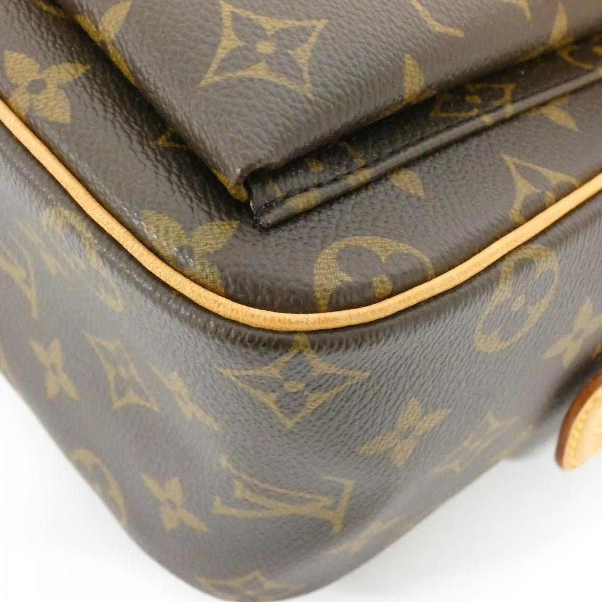 Louis Vuitton Monogram Viva-Cite GM Shoulder Bag Brown Marron — view 4