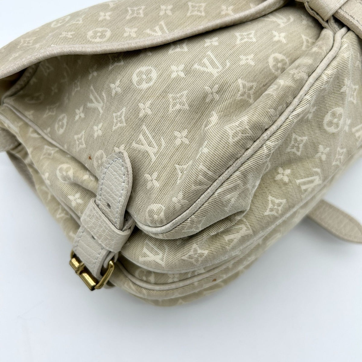Louis Vuitton Monogram Mini Lin Saumur 30 Crossbody Shoulder Bag Dune White — view 10