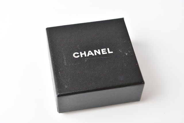 Chanel Earrings Chanel Circle Motif Logo Pearl Gold