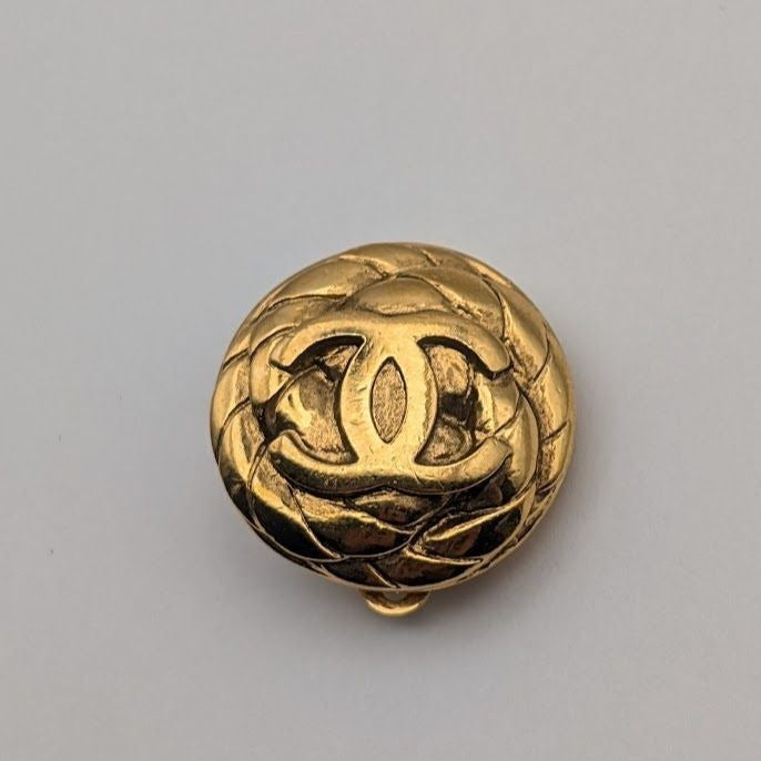 Chanel Earrings CC Logo Camellia Round Circle Gold Vintage