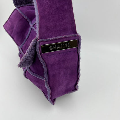 Chanel CC Logo Quilted Shoulder Bag Purple Mouton Suede Vintage — view 6