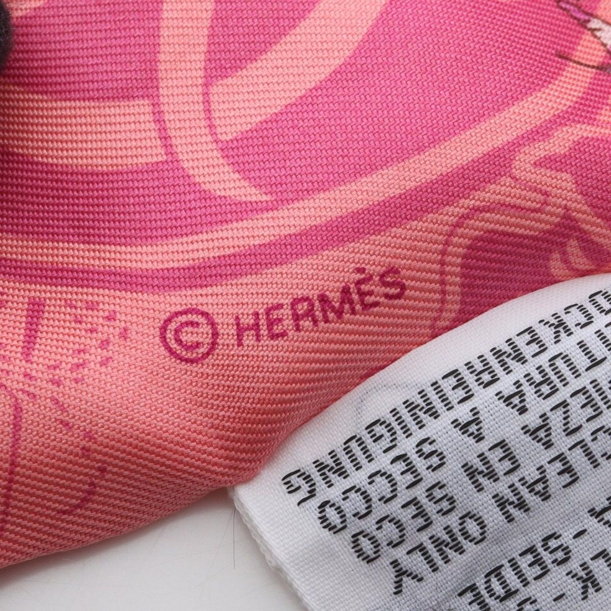 Hermes Scarf Twill Ex Libris les Parisie Pink Silk — view 4