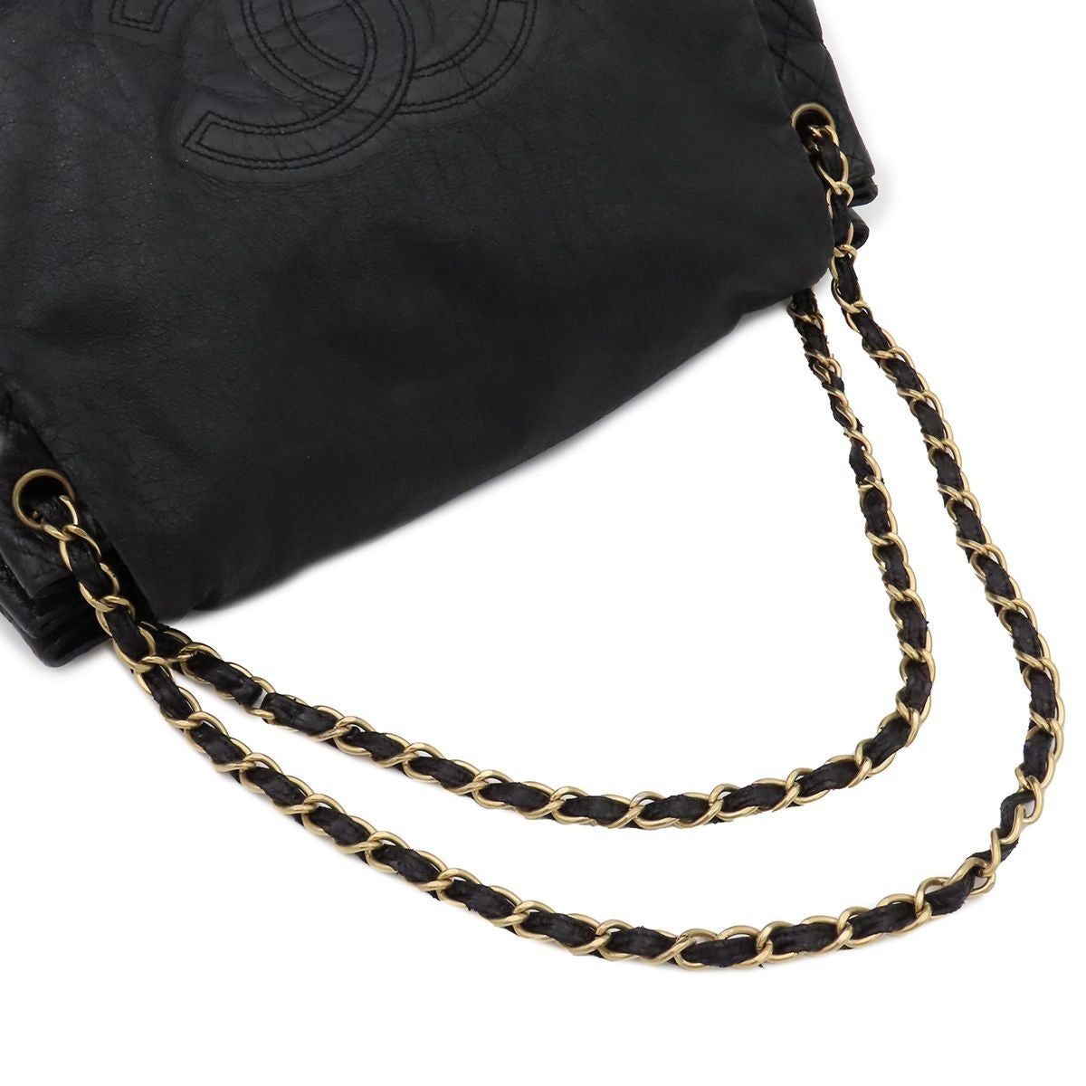 Chanel Chain Shoulder Bag CC Logo Black Gold Leather — view 4