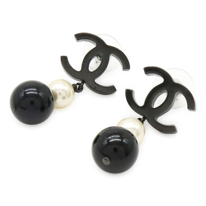 Chanel Coco Pearl Earrings Swing Earrings Metal Faux Pearl Black Black B14 B