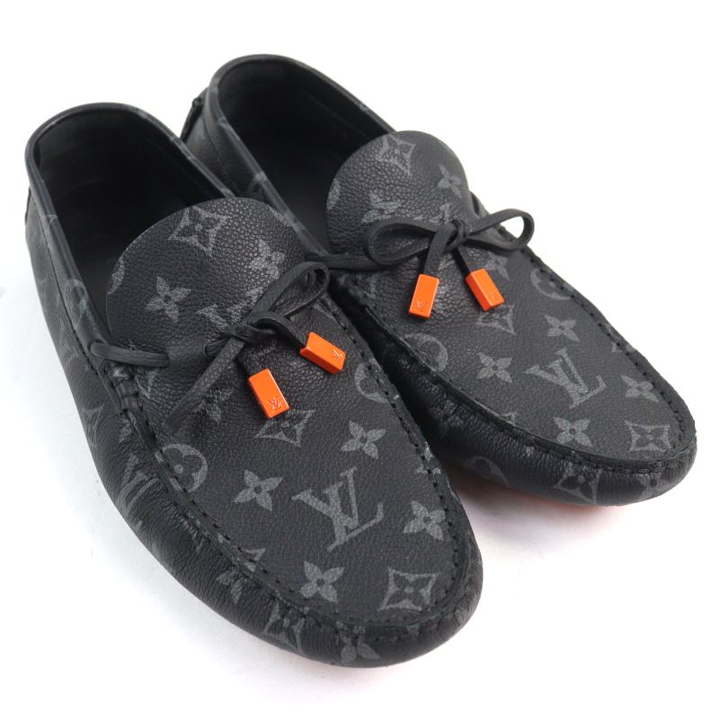Louis Vuitton 2023 LV Driver Line Leather Embossed Moccasin Loafers With LV