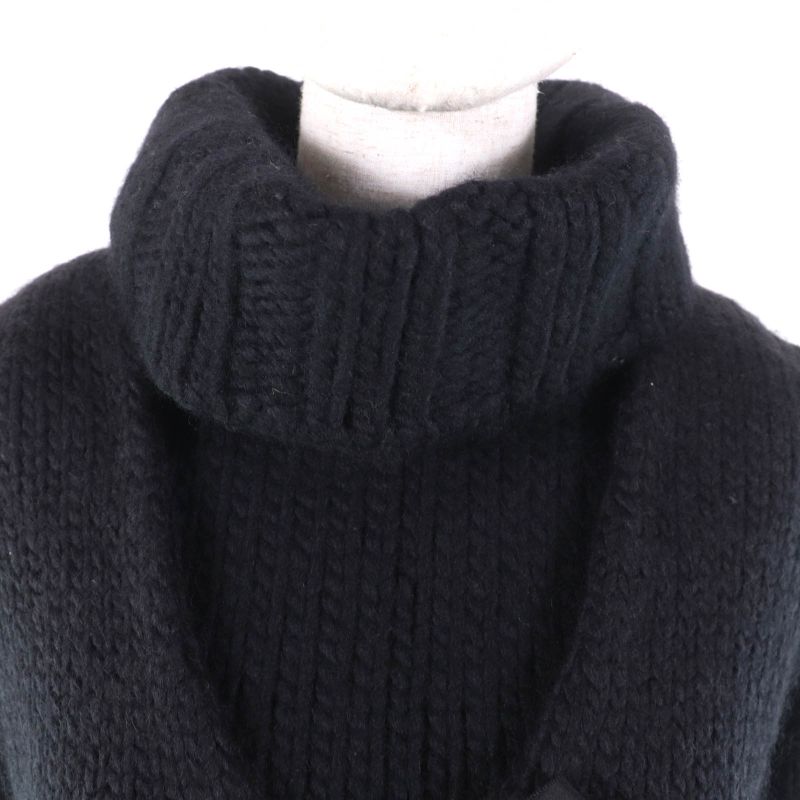 Gucci 104561 V-neck Cardigan + Sleeveless Knit 2-piece Set Thick Knit Ensemble