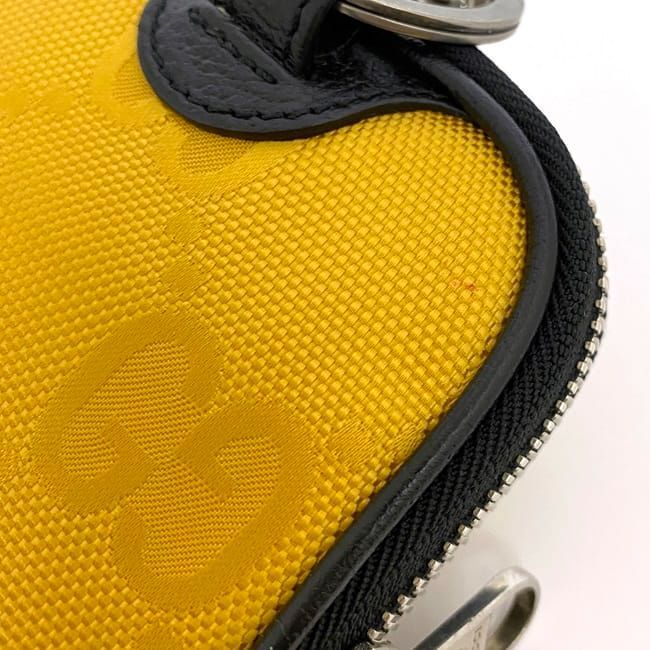 Gucci Mini Pouch Yellow Black Off the Grid 645060