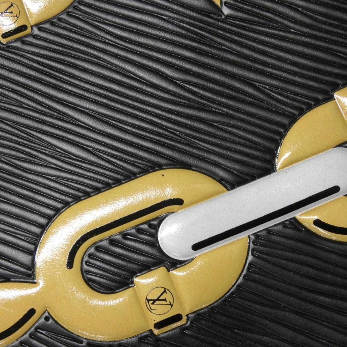 Louis Vuitton Alma PM Bag — view 5