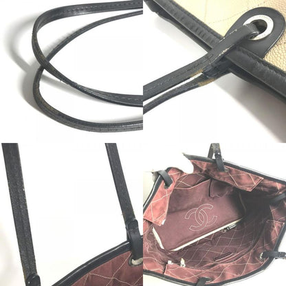 Chanel Shoulder Bag On The Road Matelasse Quilted Bicolor A92211 Caviar Skin