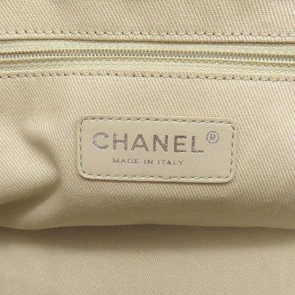 Chanel Matelasse Chain Tote Bag Caviar Skin Red Silver Hardware Red Coco Mark