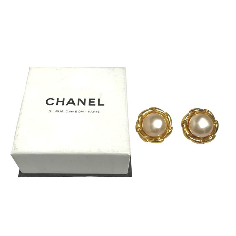 Chanel Rubber None With Blisters Large 93P Earrings Chanel Gold