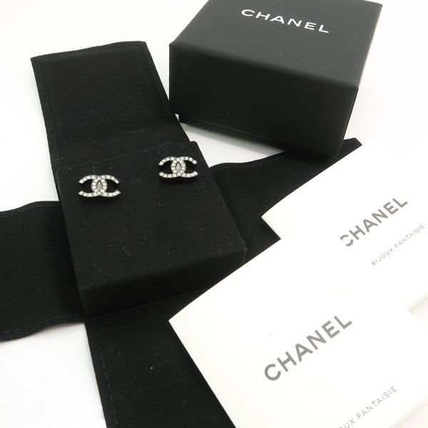 Chanel Coco Mark Earrings F19V Rhinestone Metal Gunmetal Box Included Chanel