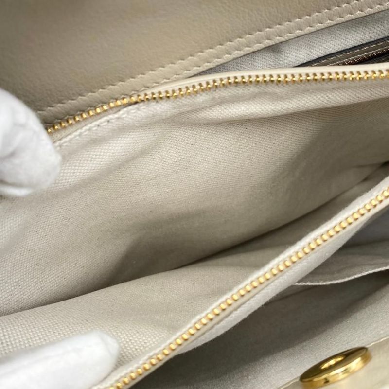 Gucci Tote Bag Diana Bamboo 655658 Leather Double G Beige Gold Hardware Gucci