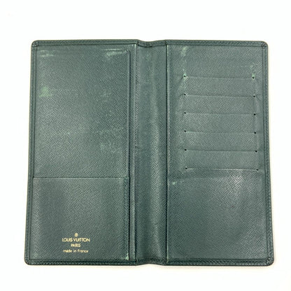 Louis Vuitton Taiga Porto Valeur Cult Credit Long Bill Holder M30394 Green