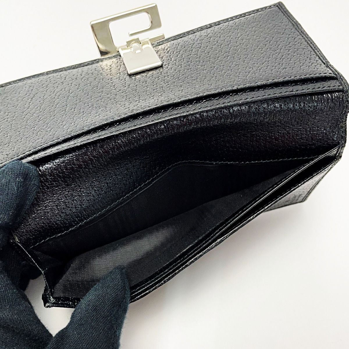 Gucci Bifold Long Wallet 035 1408 2097 Black Pigskin Leather Ladies Silver
