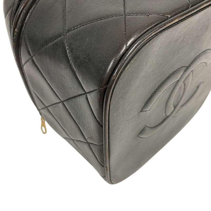 Chanel Coco Mark Turnlock Vanity Bag 4th Matelasse Handbag Bag Cabasn Brand